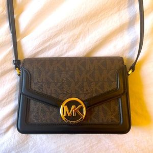 Michael Kors purse